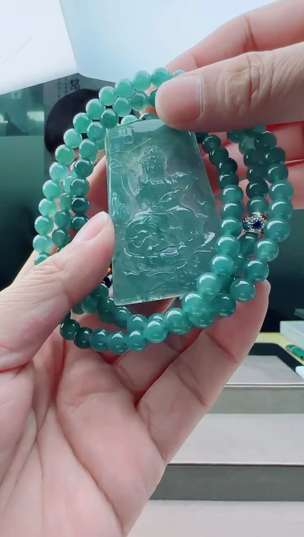 【闪购商品】翡翠颈饰未镶嵌1111111111