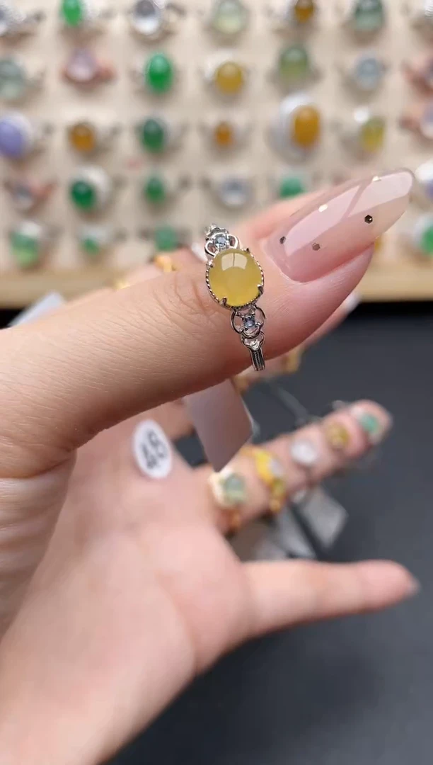 【闪购商品】翡翠戒指银S925镶嵌一物一证一礼盒