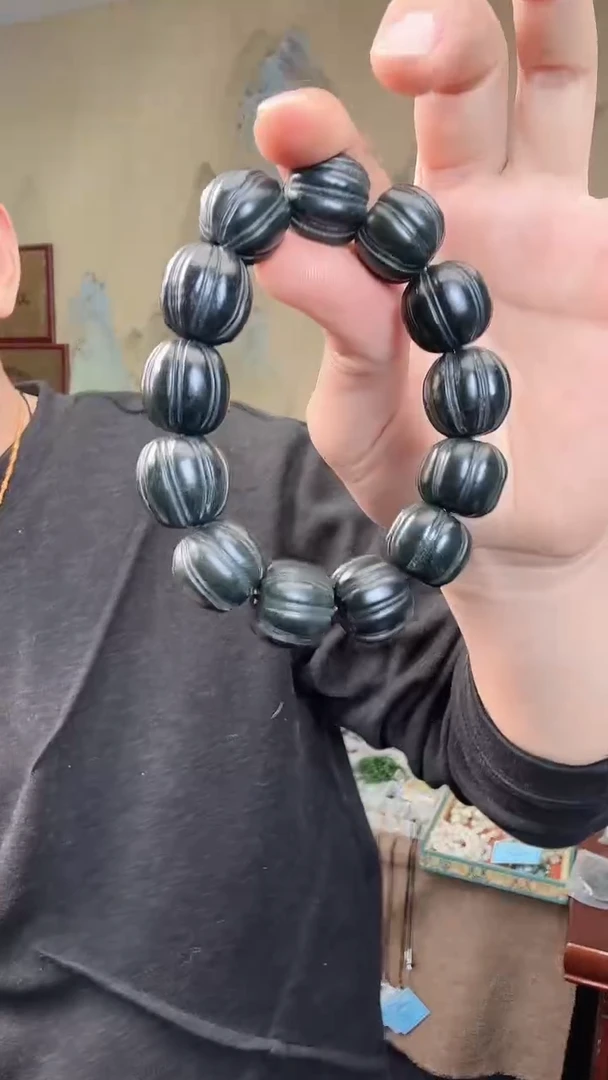 颈饰未镶嵌和田玉南瓜