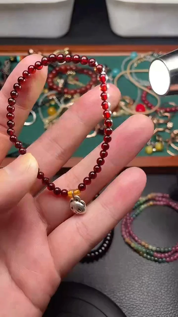 未镶嵌血珀手链多样性发货拍一发一