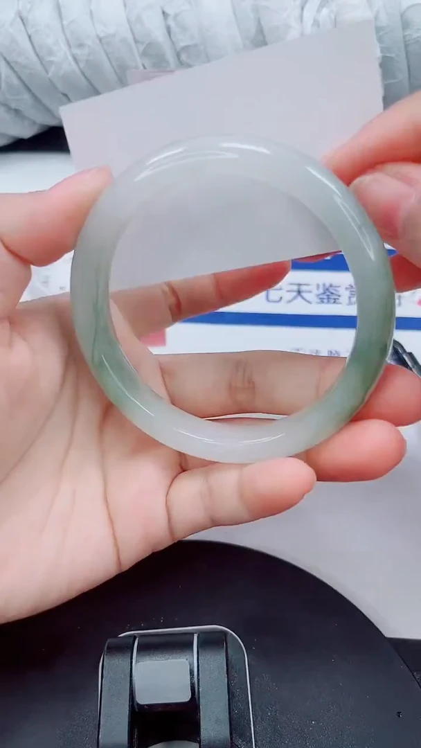 未镶嵌手镯石英质玉62-62/63