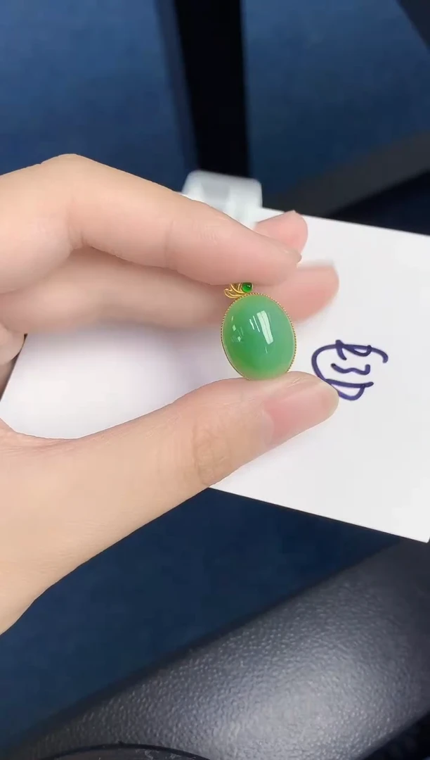 【闪购商品】翡翠颈饰18K金镶嵌000000000