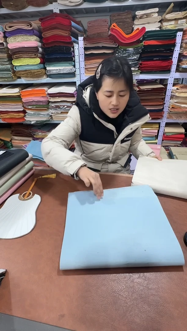 34*138湖烟蓝光板真银50张