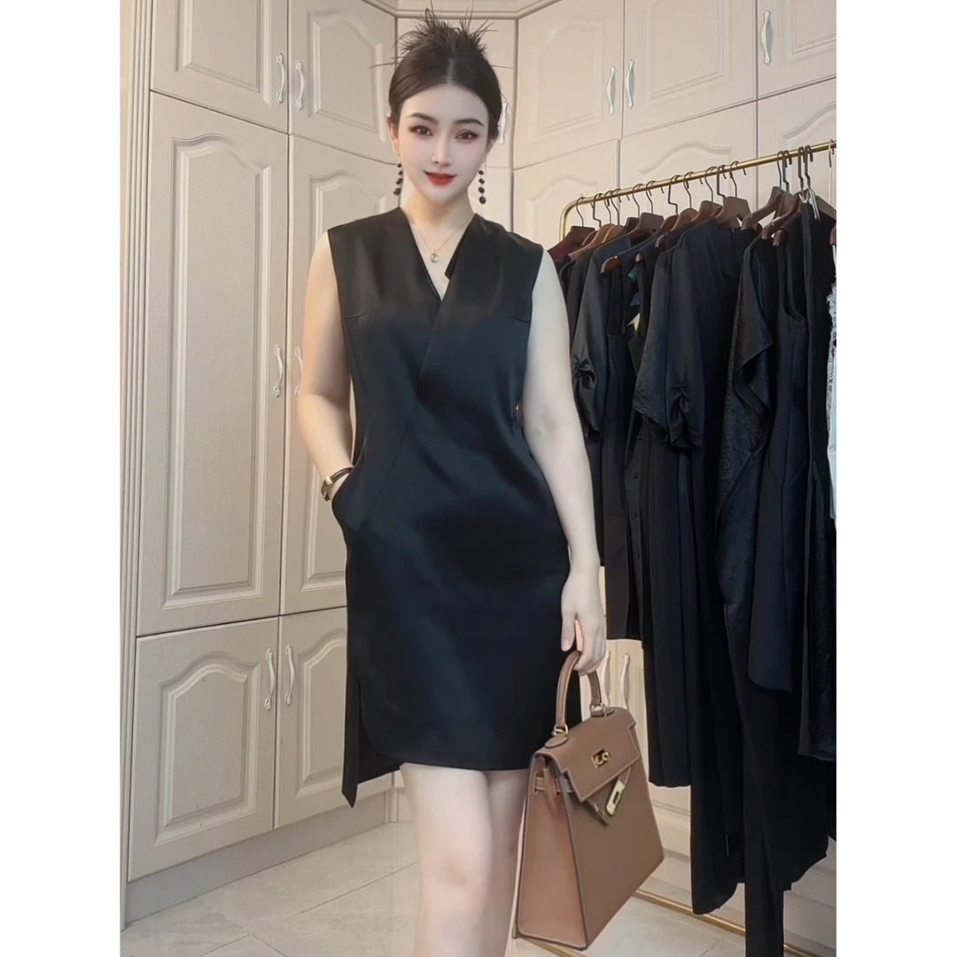 夏季新款无袖连衣裙V领黑色中长款宽松包臀裙女2554