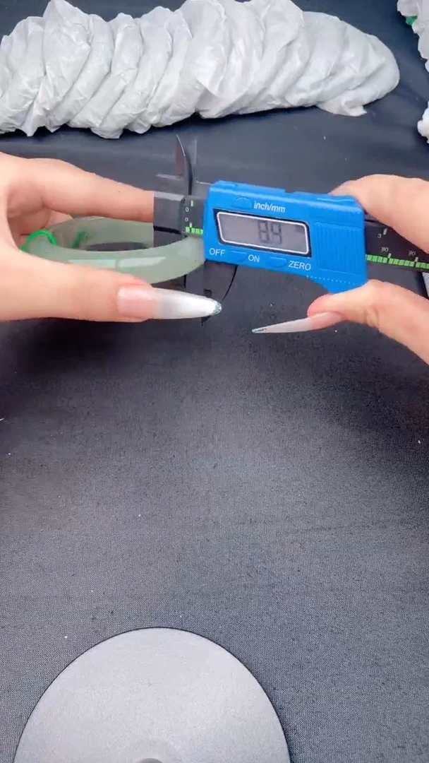 石英质玉（非洲翠）手镯未镶嵌非洲翠拍一发一122