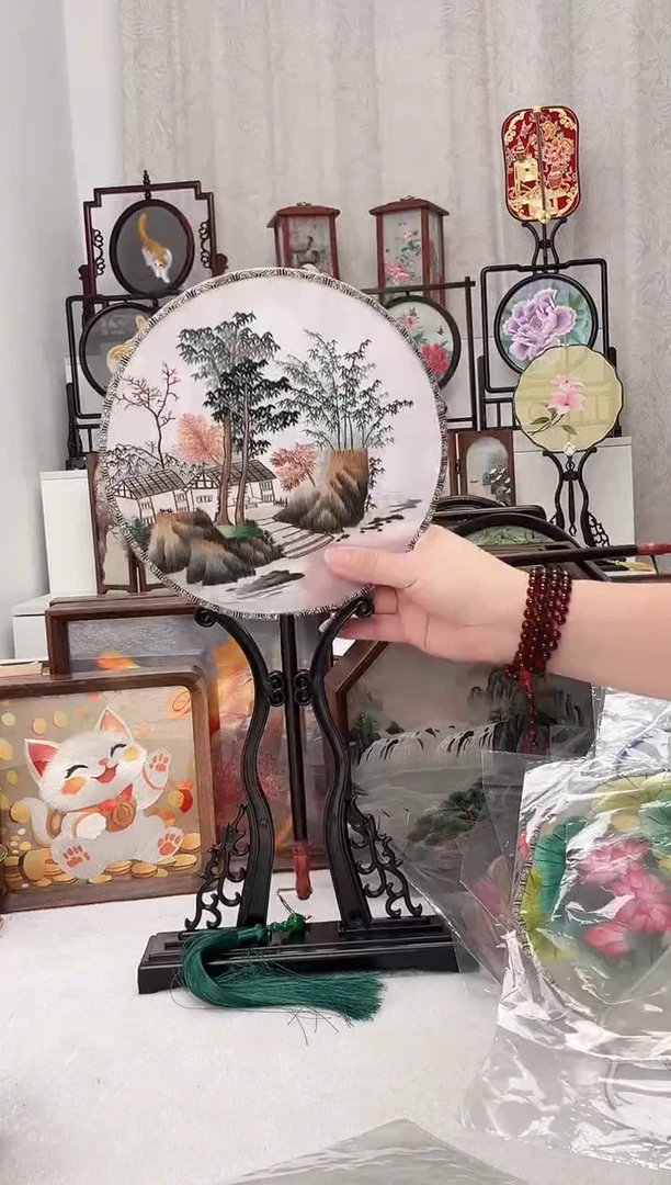 扇子绣作品手工团扇