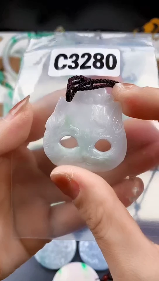 颈饰未镶嵌翡翠天然翡翠吊坠挂件