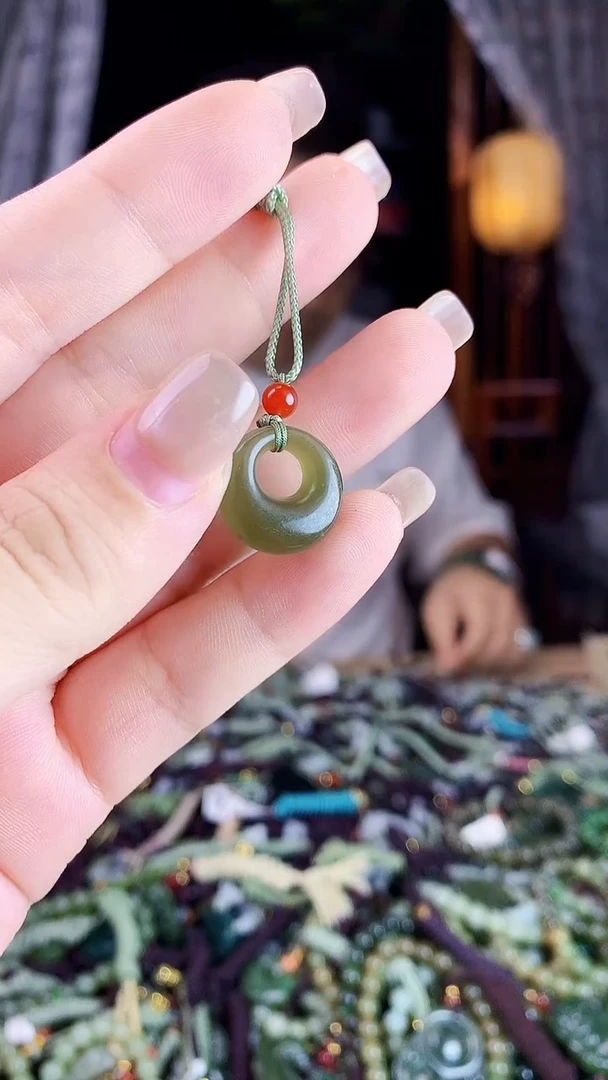 未镶嵌和田玉挂件多样性发货拍一发一