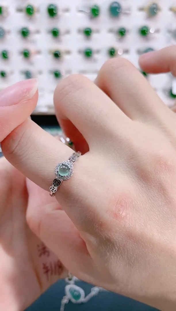 【闪购商品】翡翠戒指银S925镶嵌天然翡翠