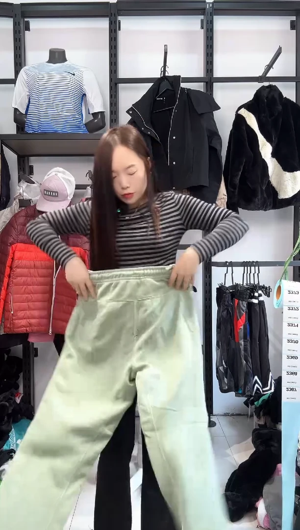 2367编码  瑕疵直播间过款为准 尺码175