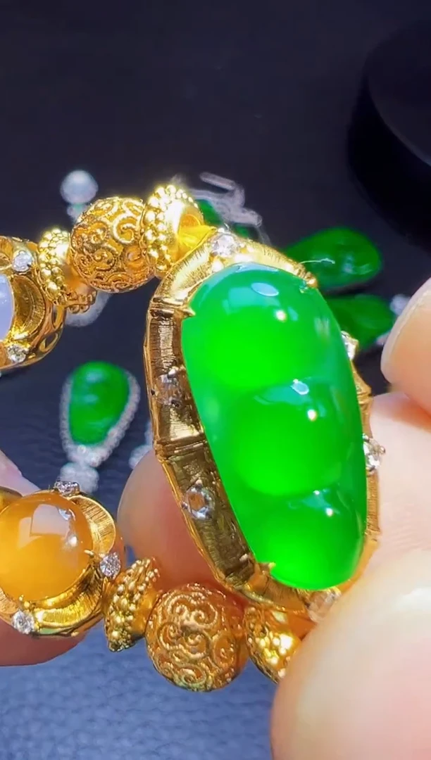 足金镶嵌手链翡翠静****生翡翠