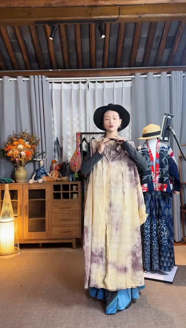 【闪购商品】设计师款花果染连衣裙