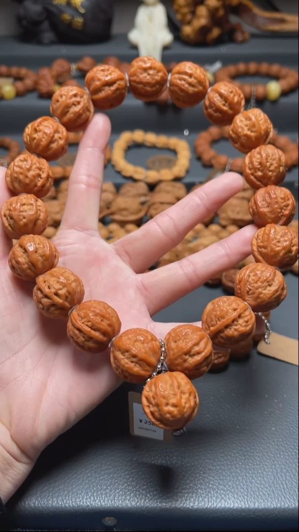 手串文玩核桃林**月核桃手串