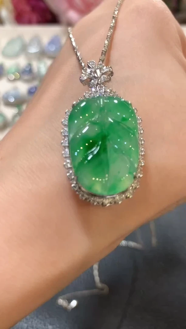 吊坠(不含链)18K金镶嵌翡翠n101