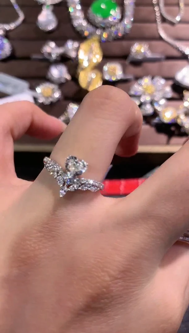 戒指/指环18K金镶嵌天然钻石a165