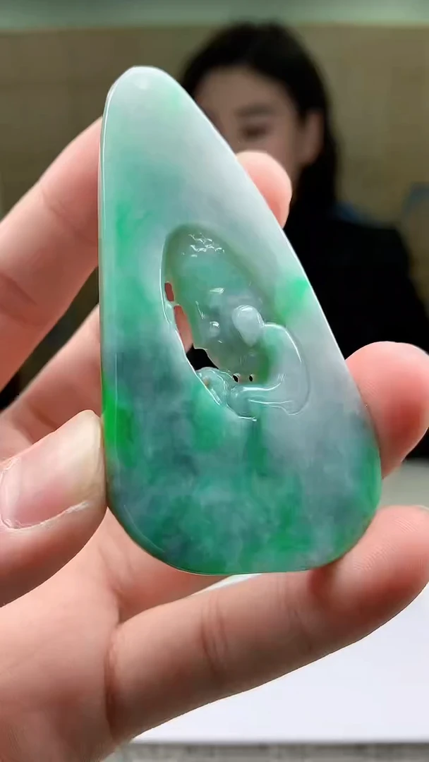 【闪购商品】定制翡翠未镶嵌4829bb-毛货挂件102