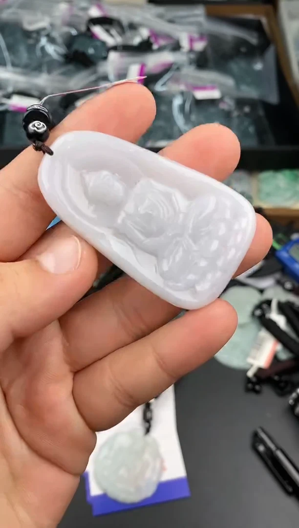 【闪购商品】翡翠颈饰未镶嵌  天然翡翠，一物一图