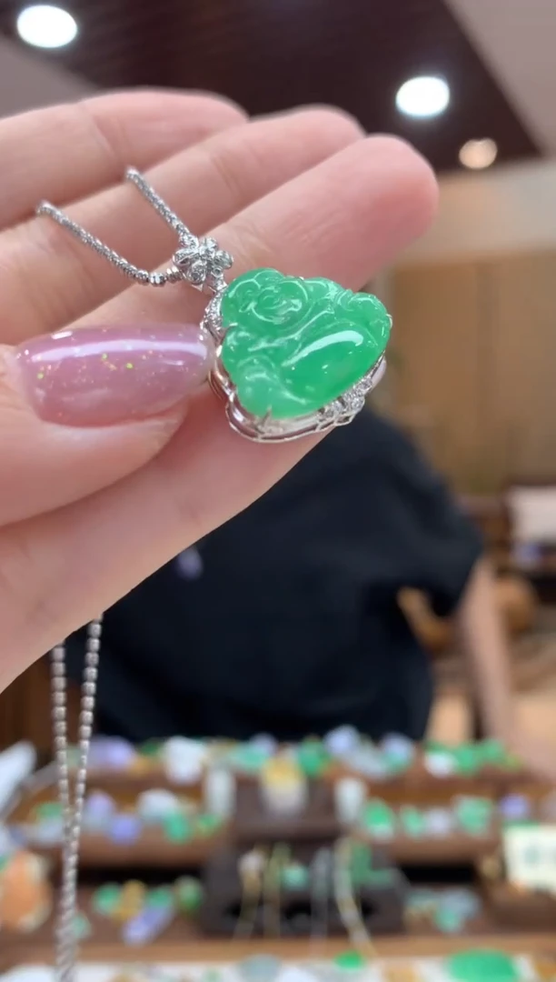 翡翠18K金镶嵌吊坠(赠链)佛公