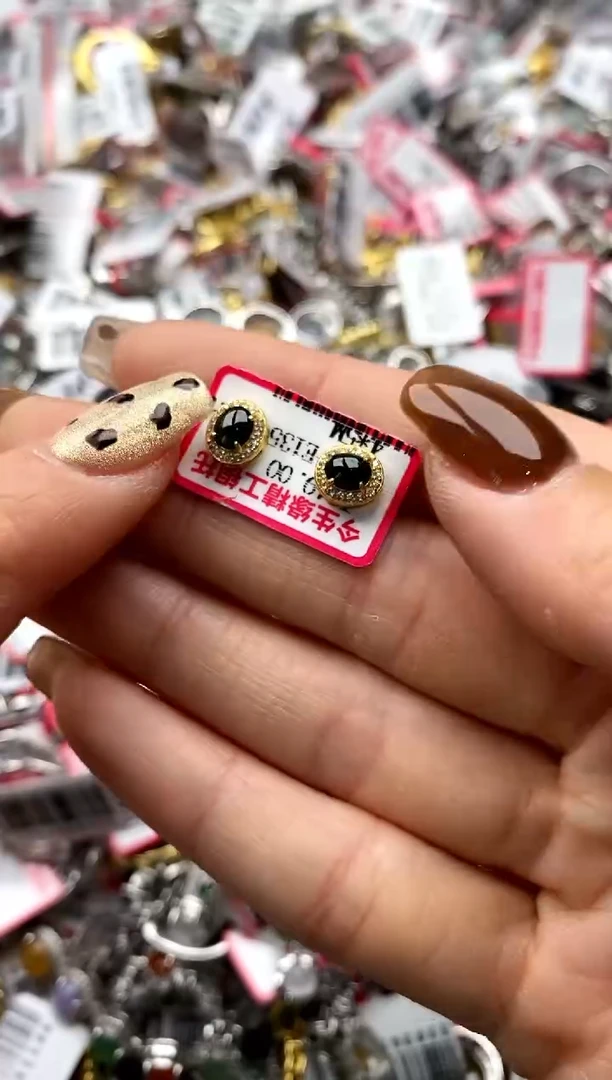 【闪购商品】翡翠戒指银S925镶嵌3333333     9