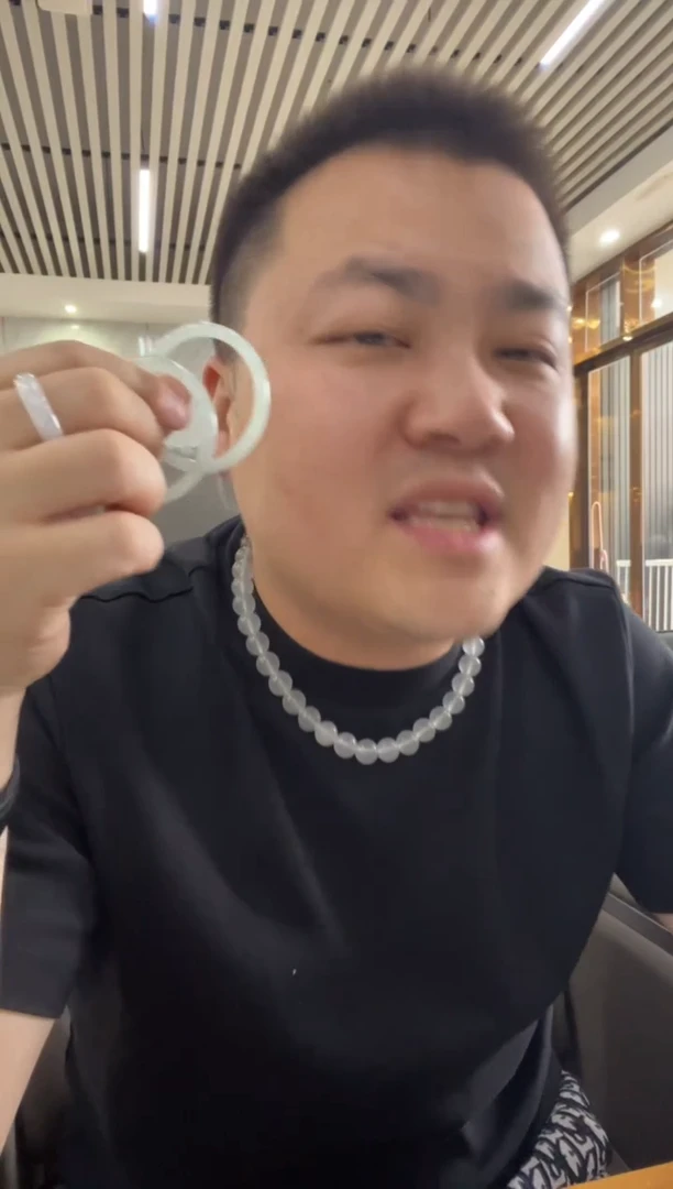未镶嵌手镯翡翠小童镯 多样性发1