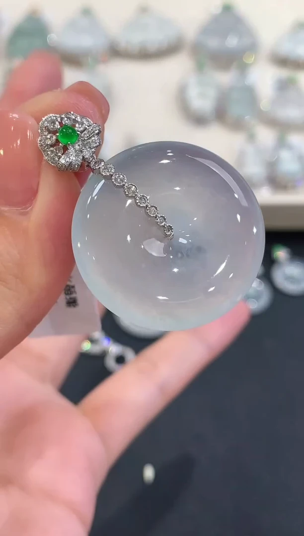 吊坠(不含链)18K金镶嵌翡翠q73