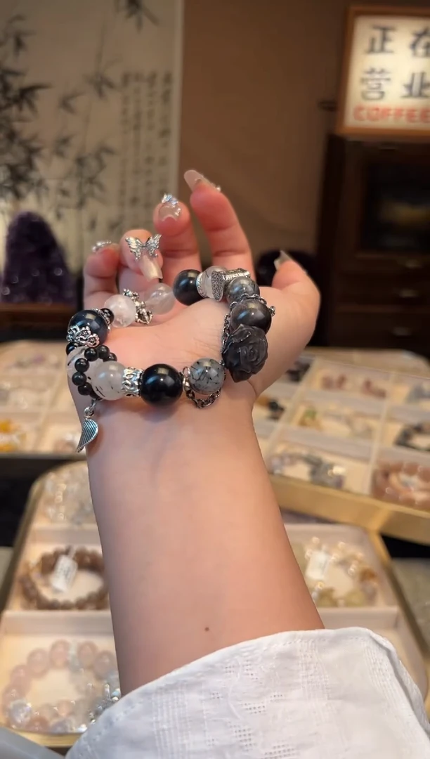 【闪购商品】水晶手链合金黑发晶