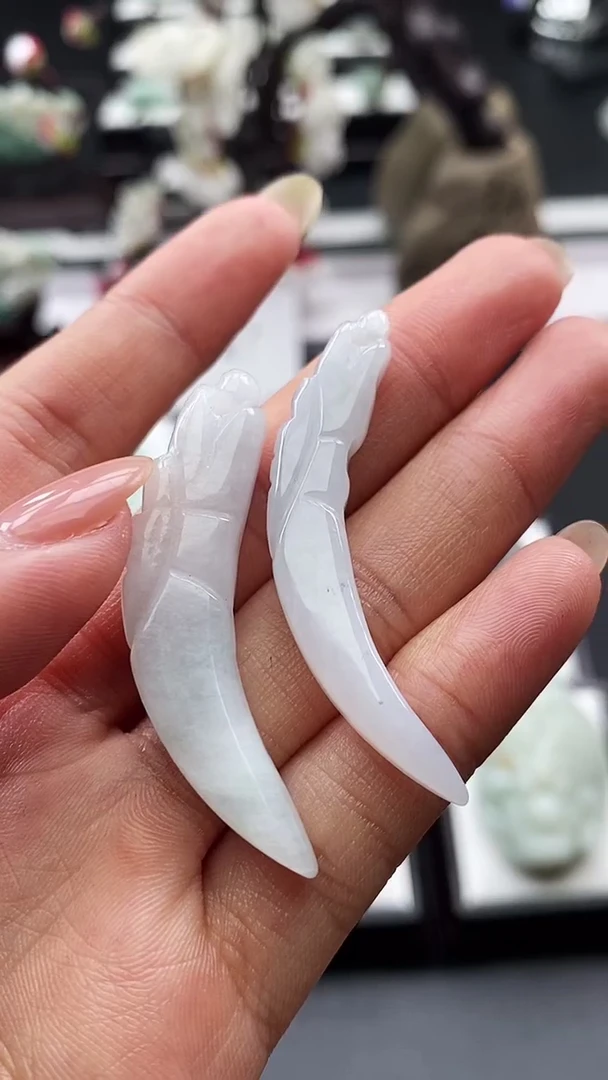 【闪购商品】翡翠颈饰未镶嵌天然缅甸A货翡翠随机发一件