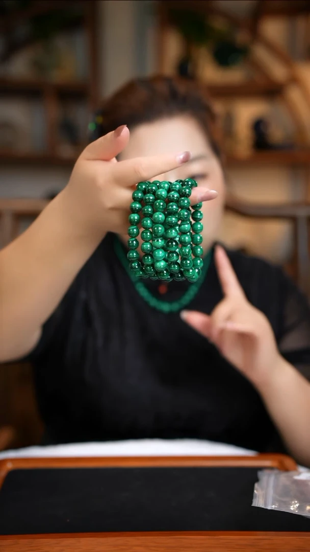 孔雀石未镶嵌手串孔雀石串10mD219多样性发其一