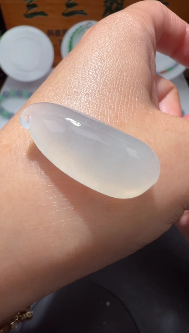 【闪购商品】定制翡翠未镶嵌11.9*7.9福瓜