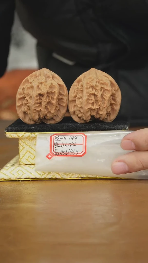 把件文玩核桃马蹄