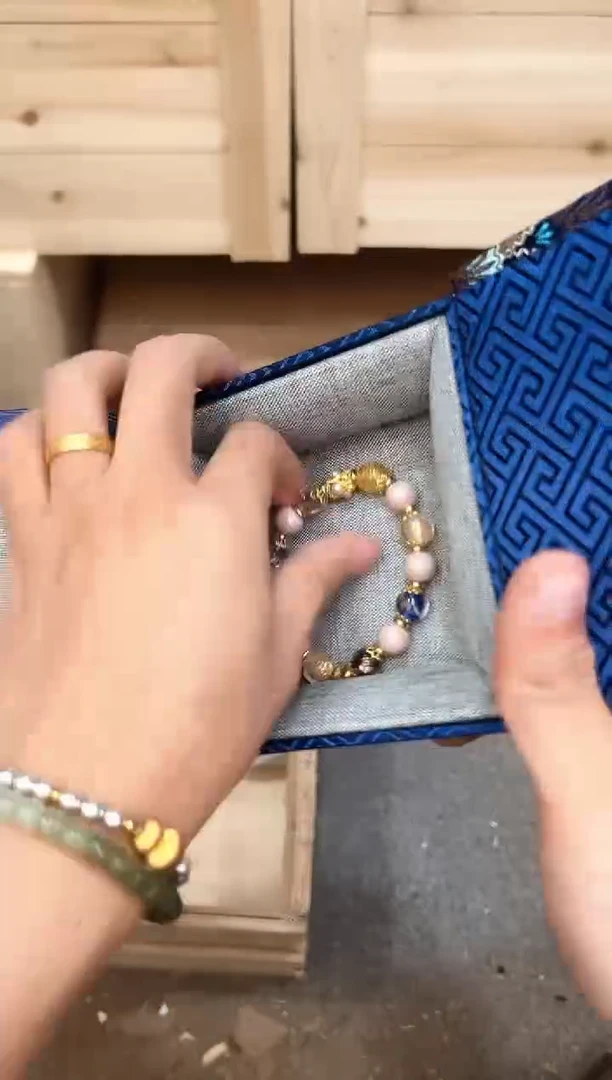 精品手串（无礼盒）@@sp235