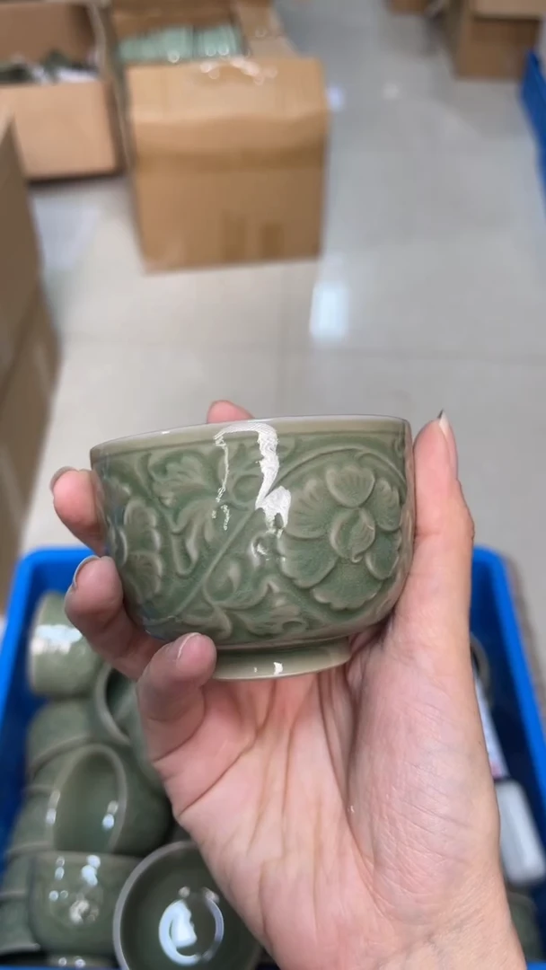 陶瓷秘色牡丹纹大缸杯 全品