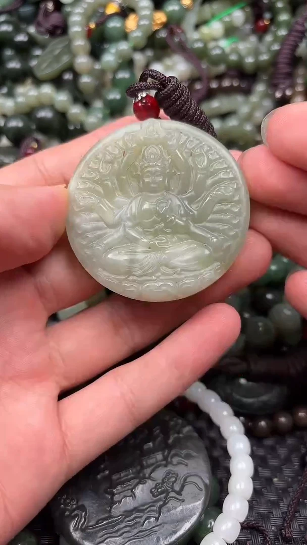 颈饰未镶嵌和田玉1