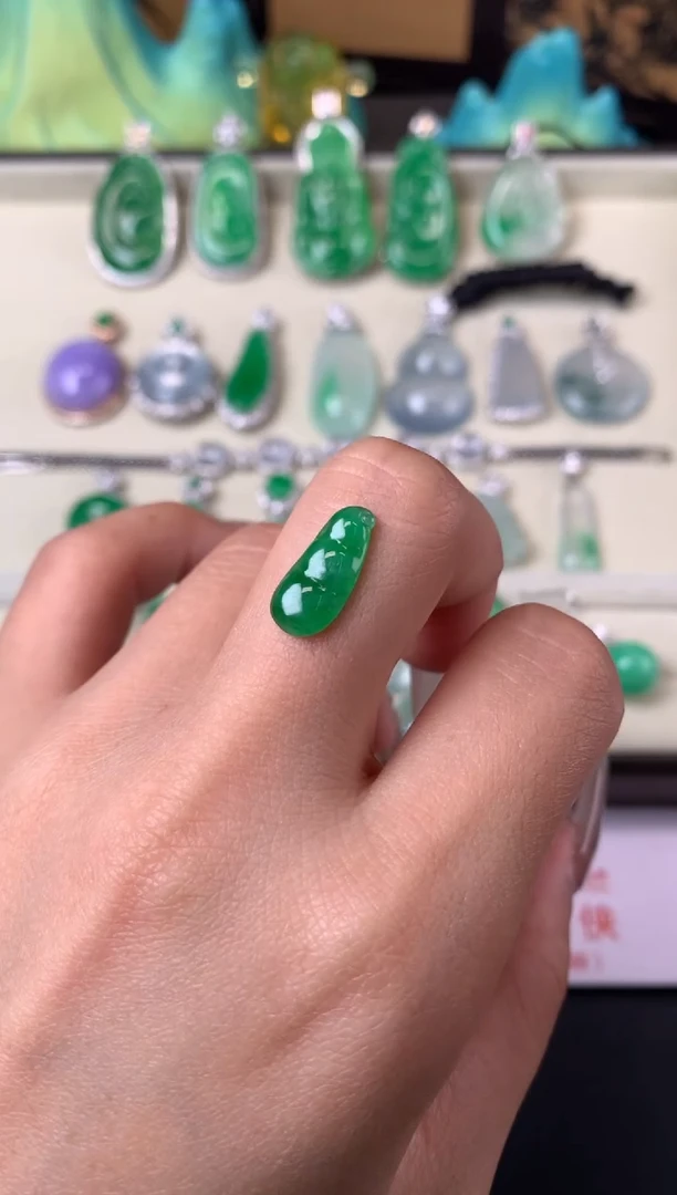 未镶嵌定制翡翠裸石（镶嵌定制）