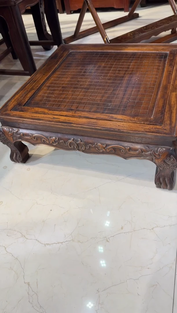 木黄花梨兽腿棋桌1680.88888