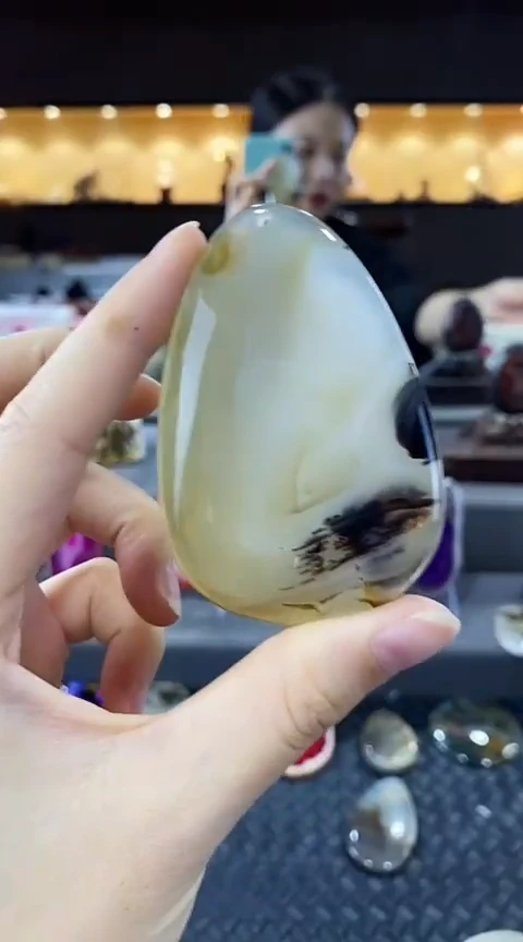 未镶嵌颈饰玛瑙/玉髓做****己玛瑙