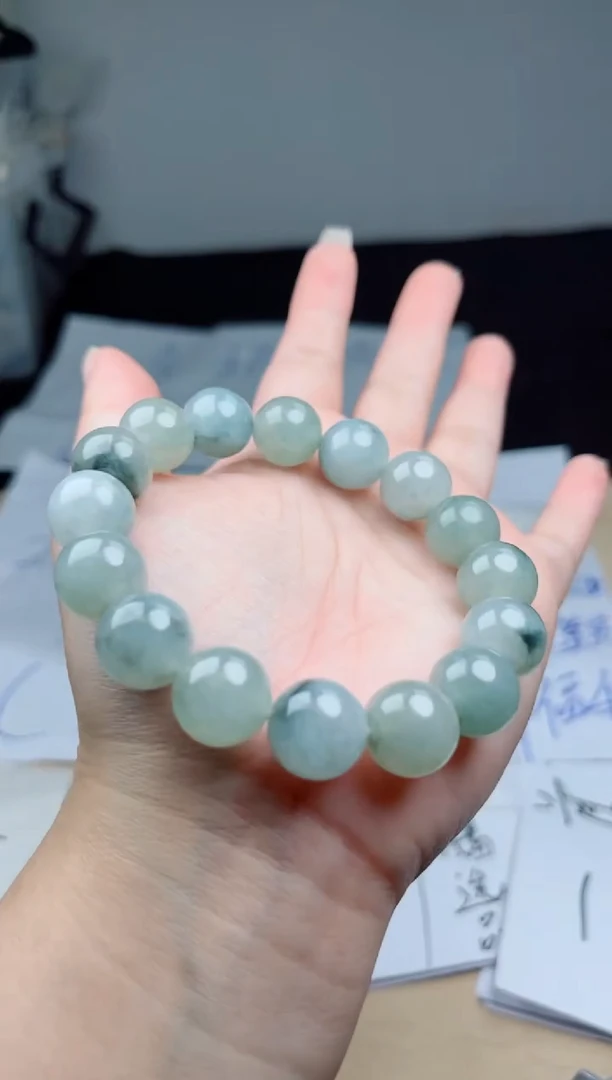 定制翡翠未镶嵌珠串