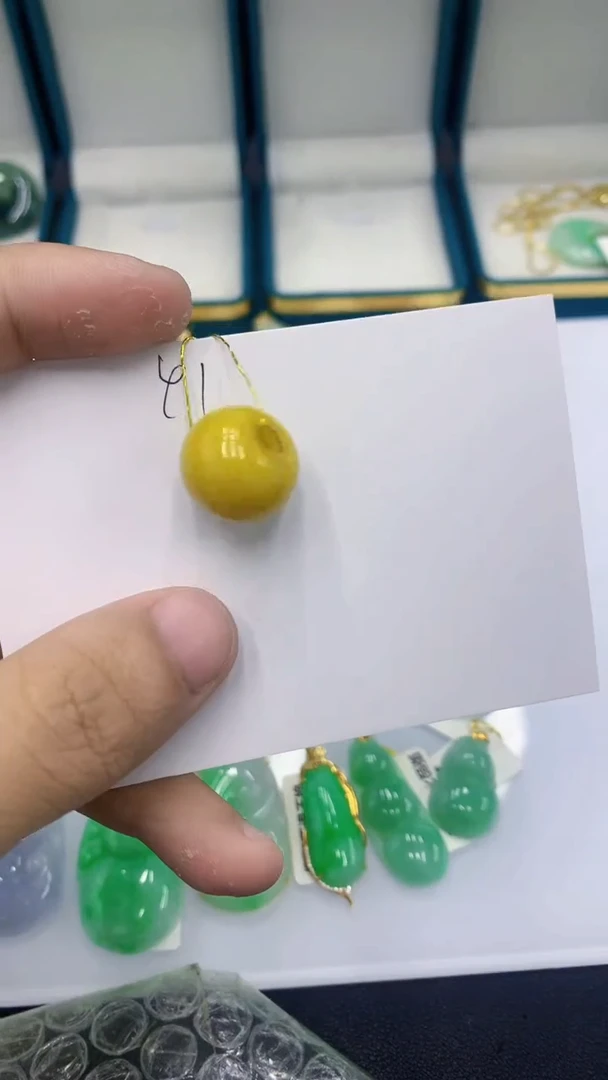 颈饰未镶嵌翡翠1111111111