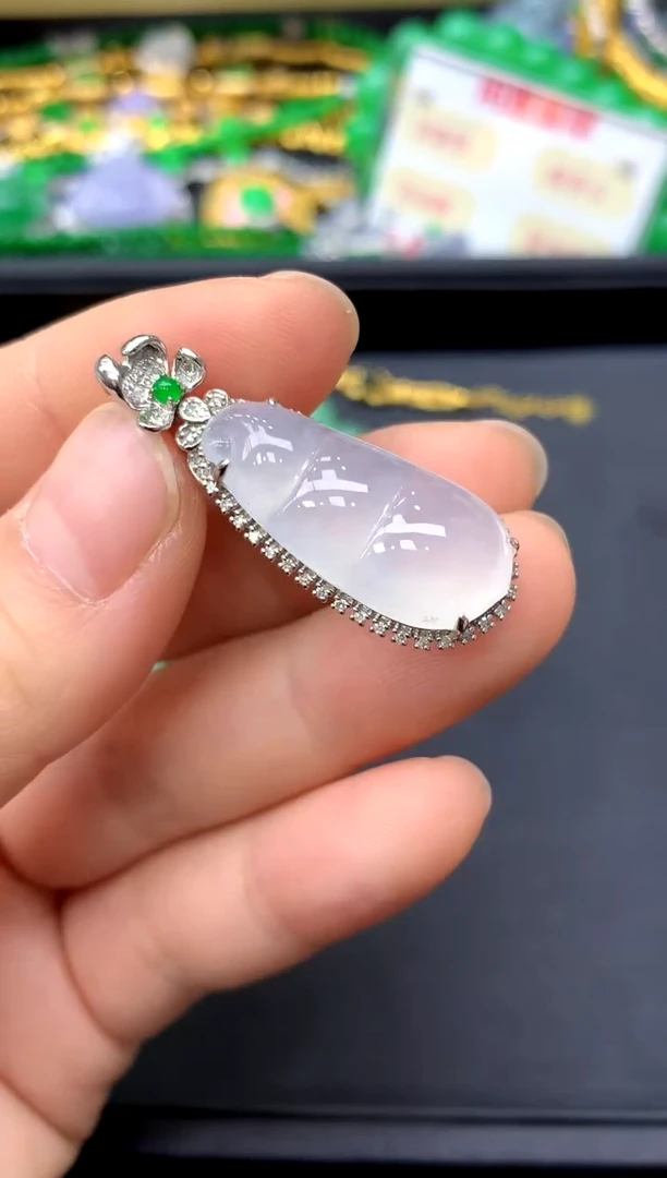 颈饰18K金镶嵌翡翠261-中国好珍宝