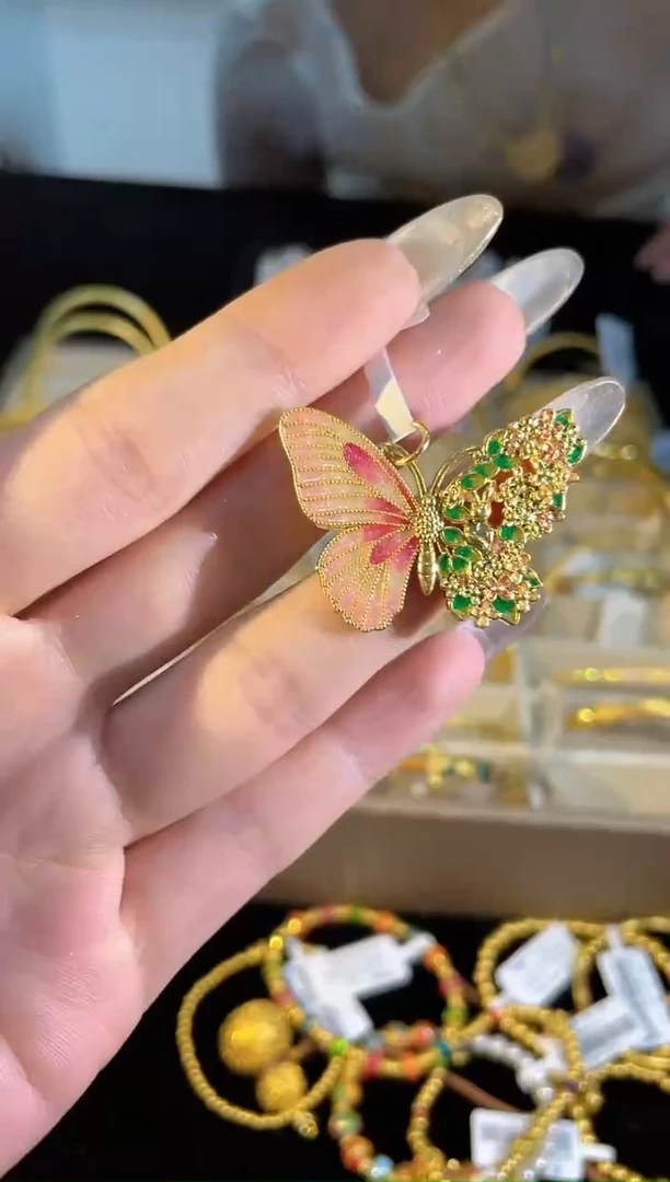 吊坠(不含链)定制足金蝴蝶  LQ   043