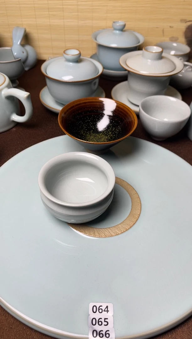 甜**子月白钱袋+茶叶沫斗笠