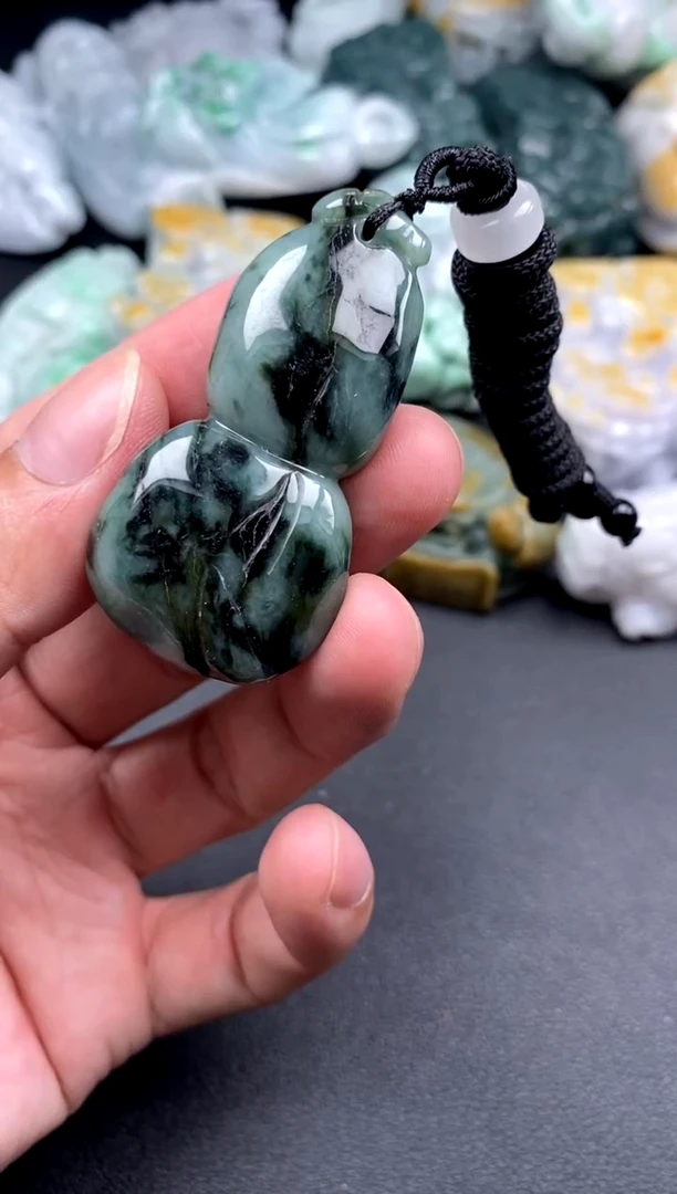 吊坠(不含链)未镶嵌翡翠1