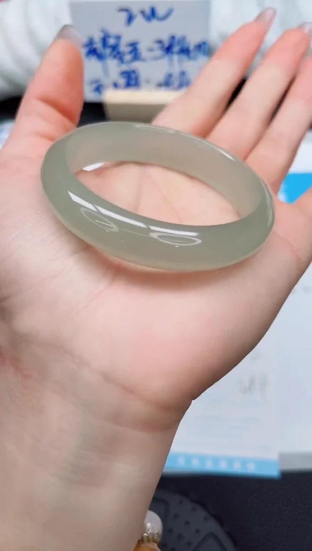 石英质玉手镯未镶嵌113-57