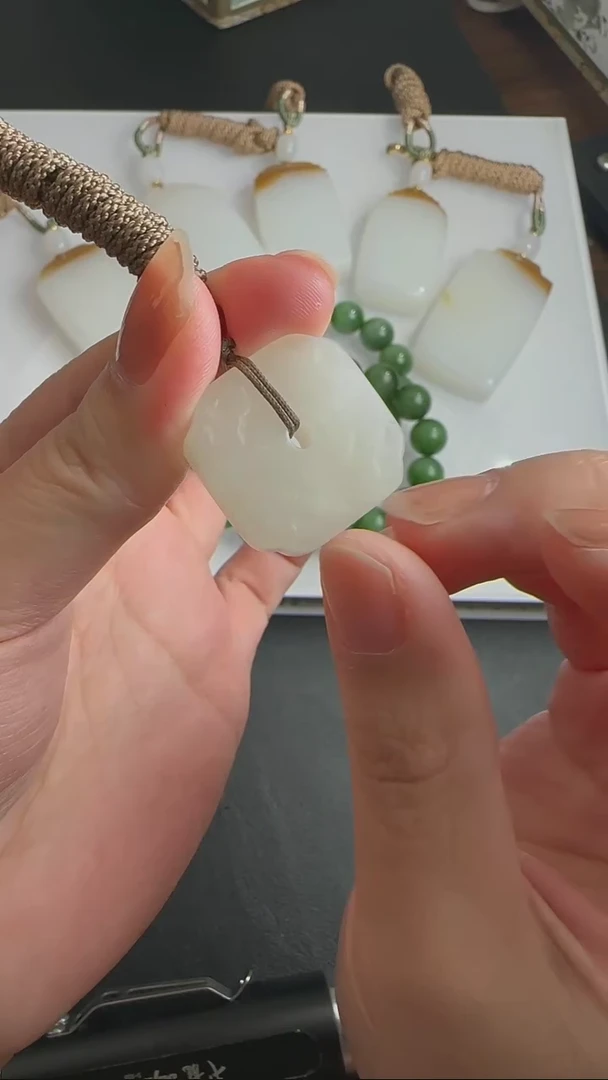 【闪购商品】和田玉颈饰未镶嵌WY0120006