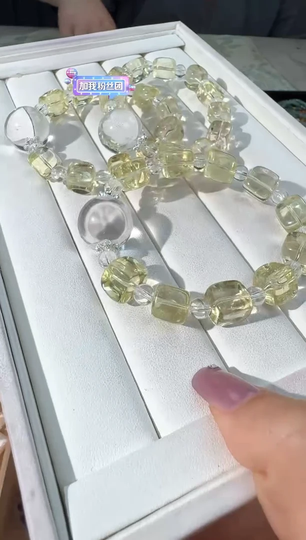 水晶手链未镶嵌黄水大方块白水顶珠款发货多样性发其一