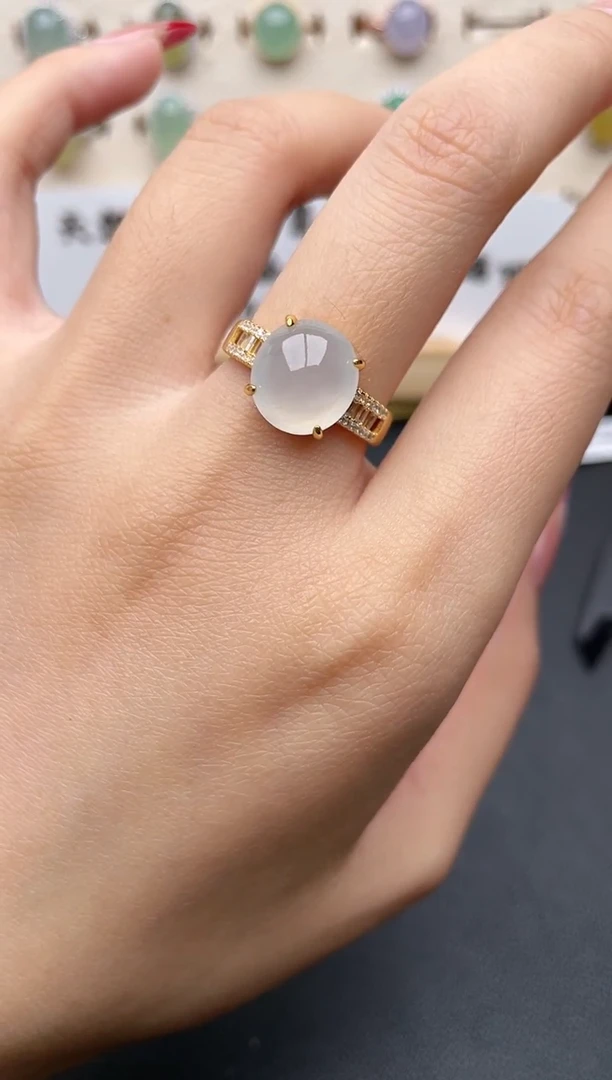 【闪购商品】翡翠戒指银S925镶嵌一物一证一礼盒