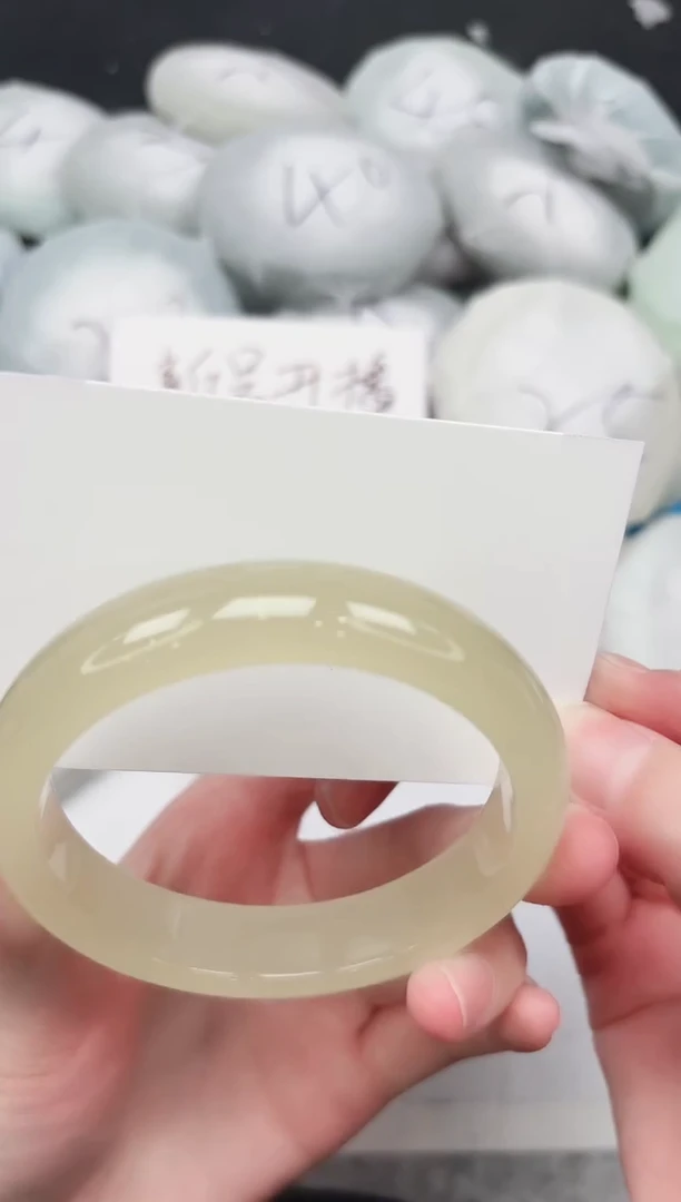 东凌女款手镯249-59.5