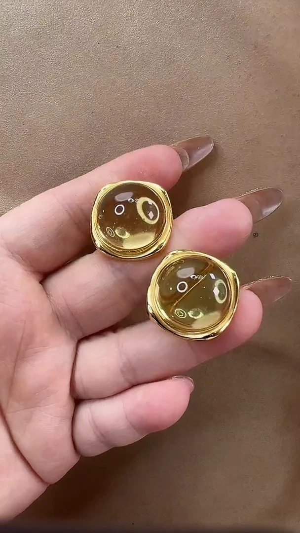 琥珀颈饰未镶嵌耳环