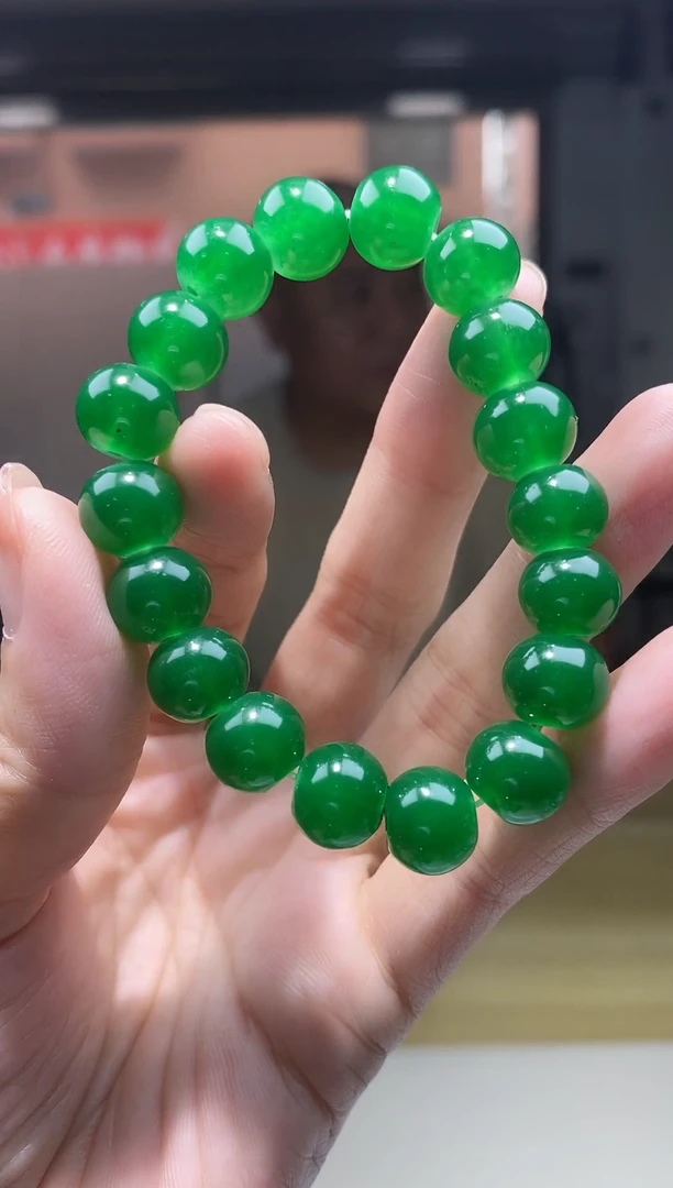 玛瑙/玉髓手链未镶嵌聆****6高冰阳绿