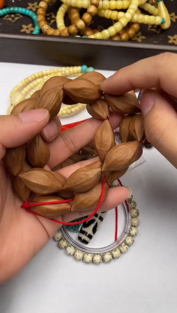 【闪购商品】橄榄核手串橄榄核手串